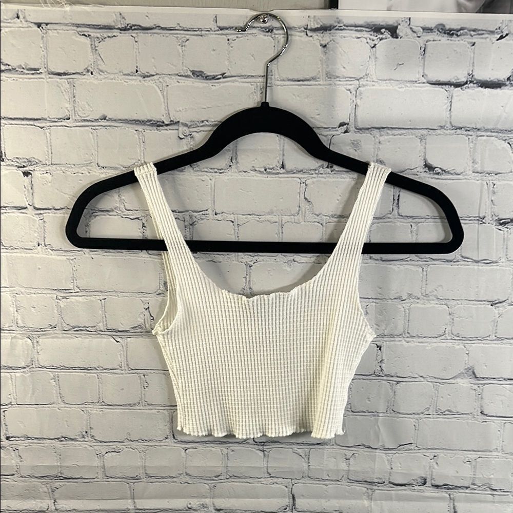 ✨ White Crop Top from Princess Polly - Size Small/2, Perfect Condition
